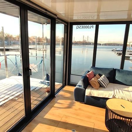 Houseboat Water King Apartament Plywajacy Dom Na Wodzie, 7 Os Wroclaw Bagian luar foto